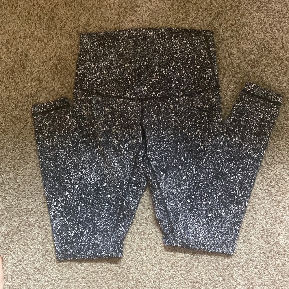 Lululemon reflective splatter print